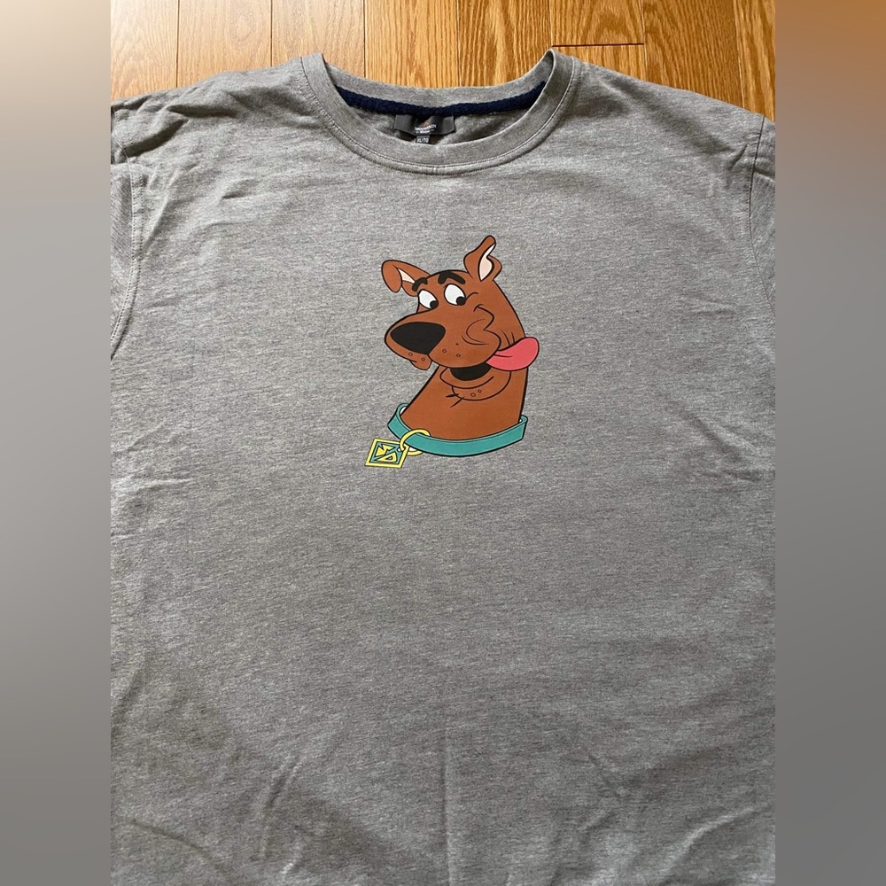 Brand new, Men’s Scooby Doo sweatshirt - Picture 2 of 3